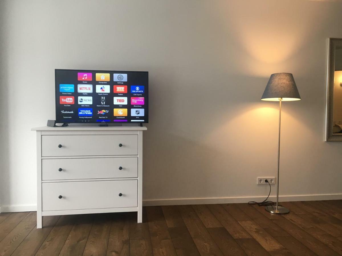 Five Star Downtown Apartment Вильнюс Экстерьер фото